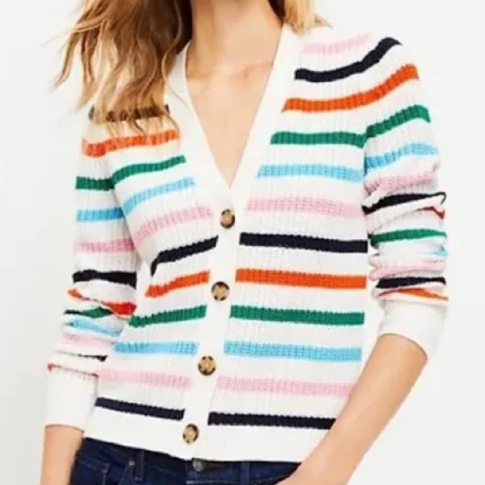 LOFT Stripe Ribbed V-Neck Cardigan
Sweater Large